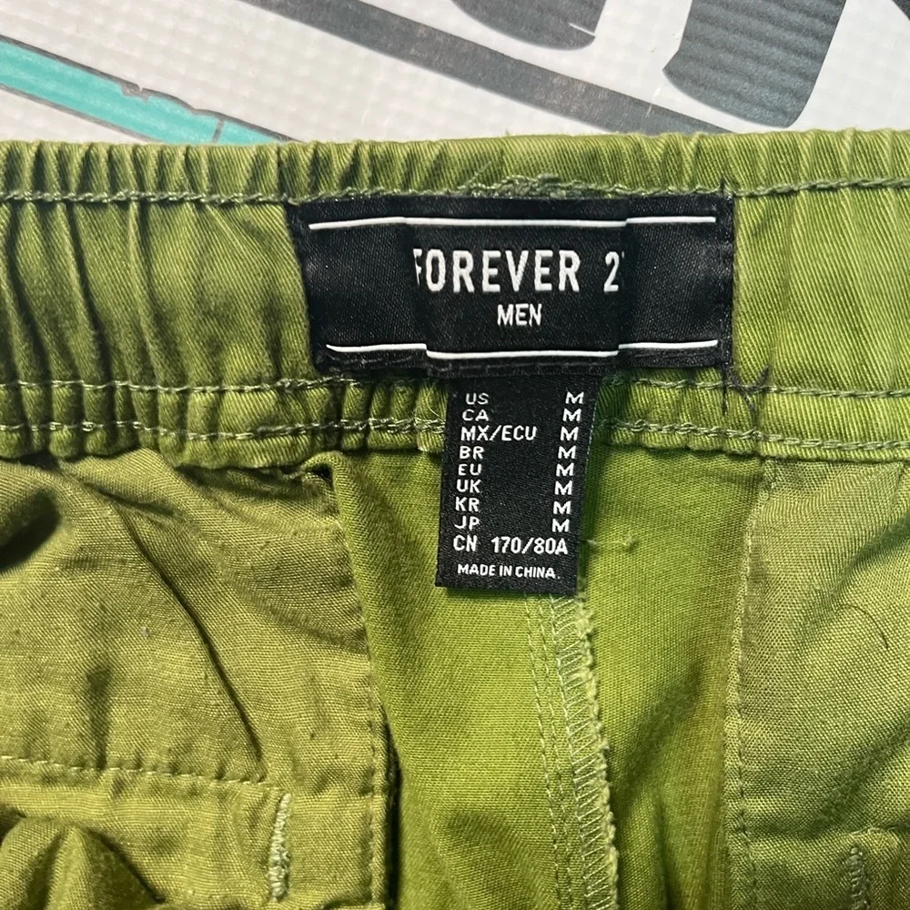 Sz Medium olive cargo joggers